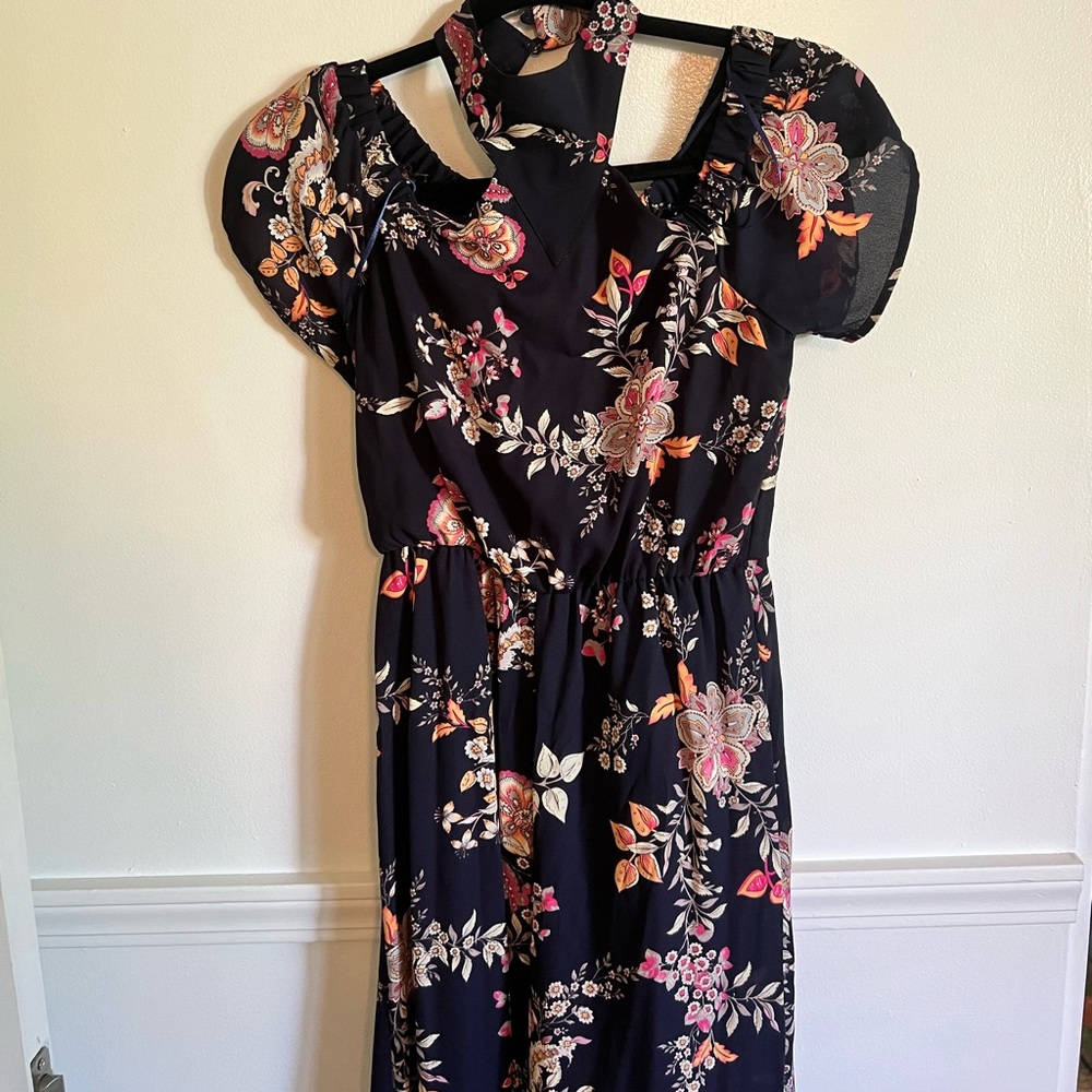 Women’s Navy Floral Jumpsuit NWT